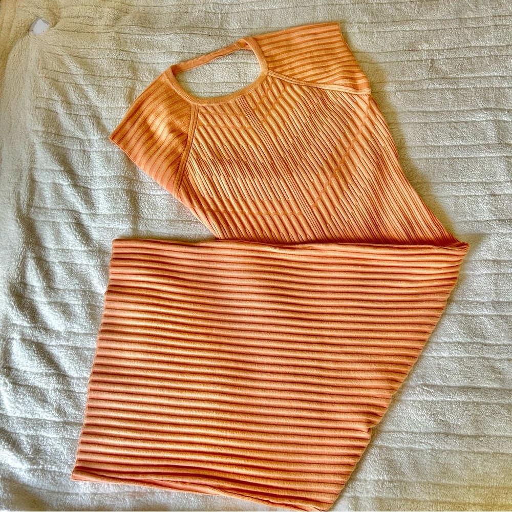 EXPRESS rib-knit twist back midi orange sweater dress size X Large - Picture 4 of 13